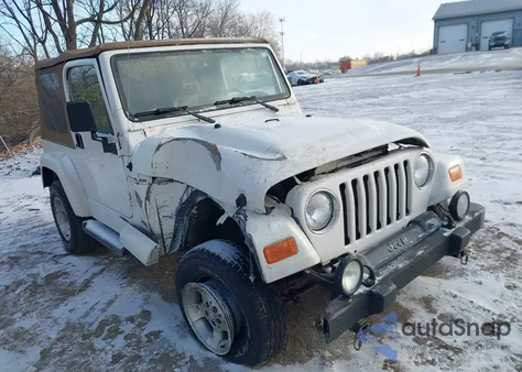 2002 Jeep Wrangler Sahara z USA, uszkodzony, nr VIN 1J4FA59SX2P735212